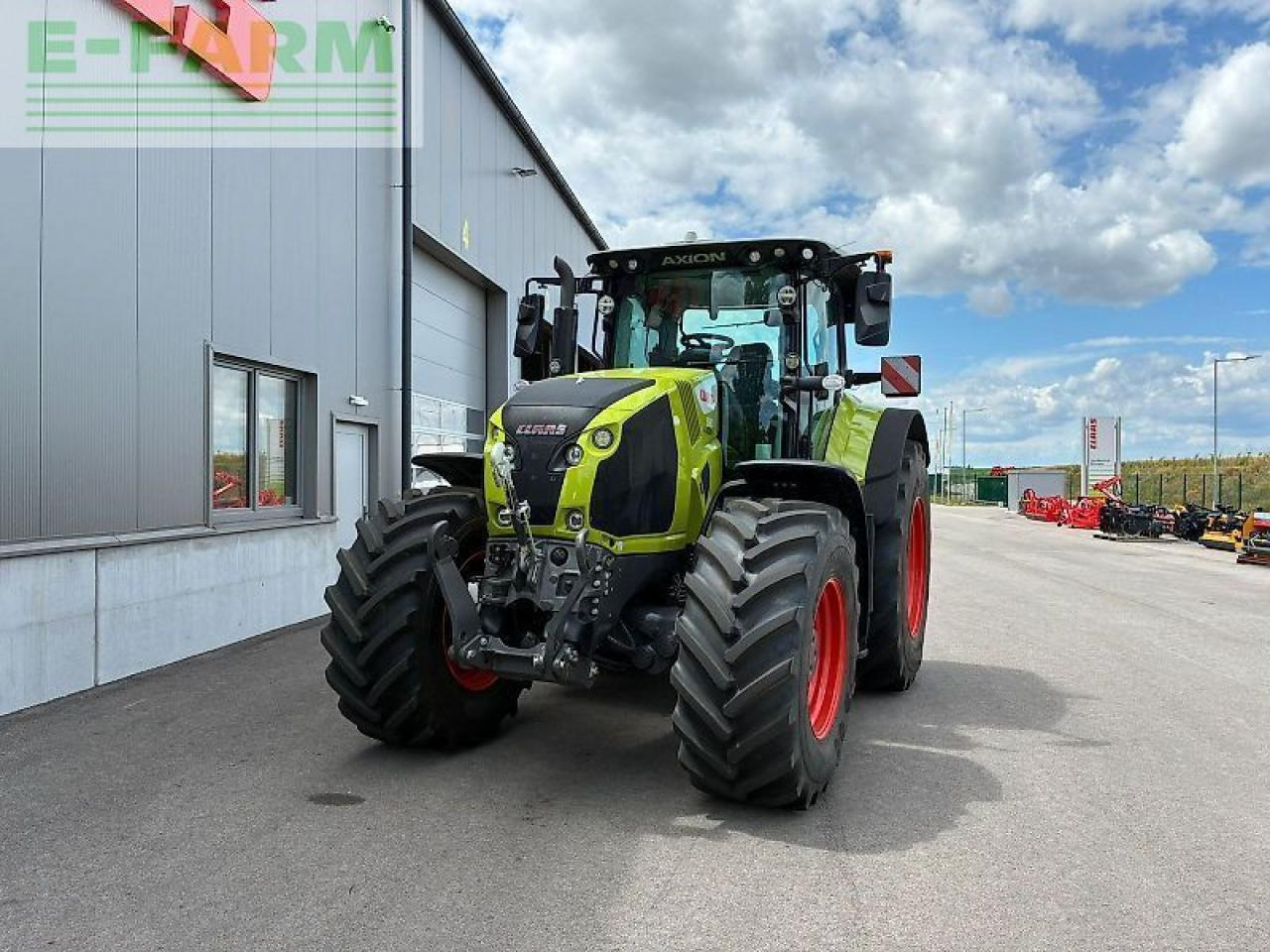 CLAAS axion 830 cmatic cebis CMATIC CEBIS - Tracteur agricole: photos 2 CLAAS axion 830 cmatic cebis CMATIC CEBIS - Tracteur agricole: photos 2