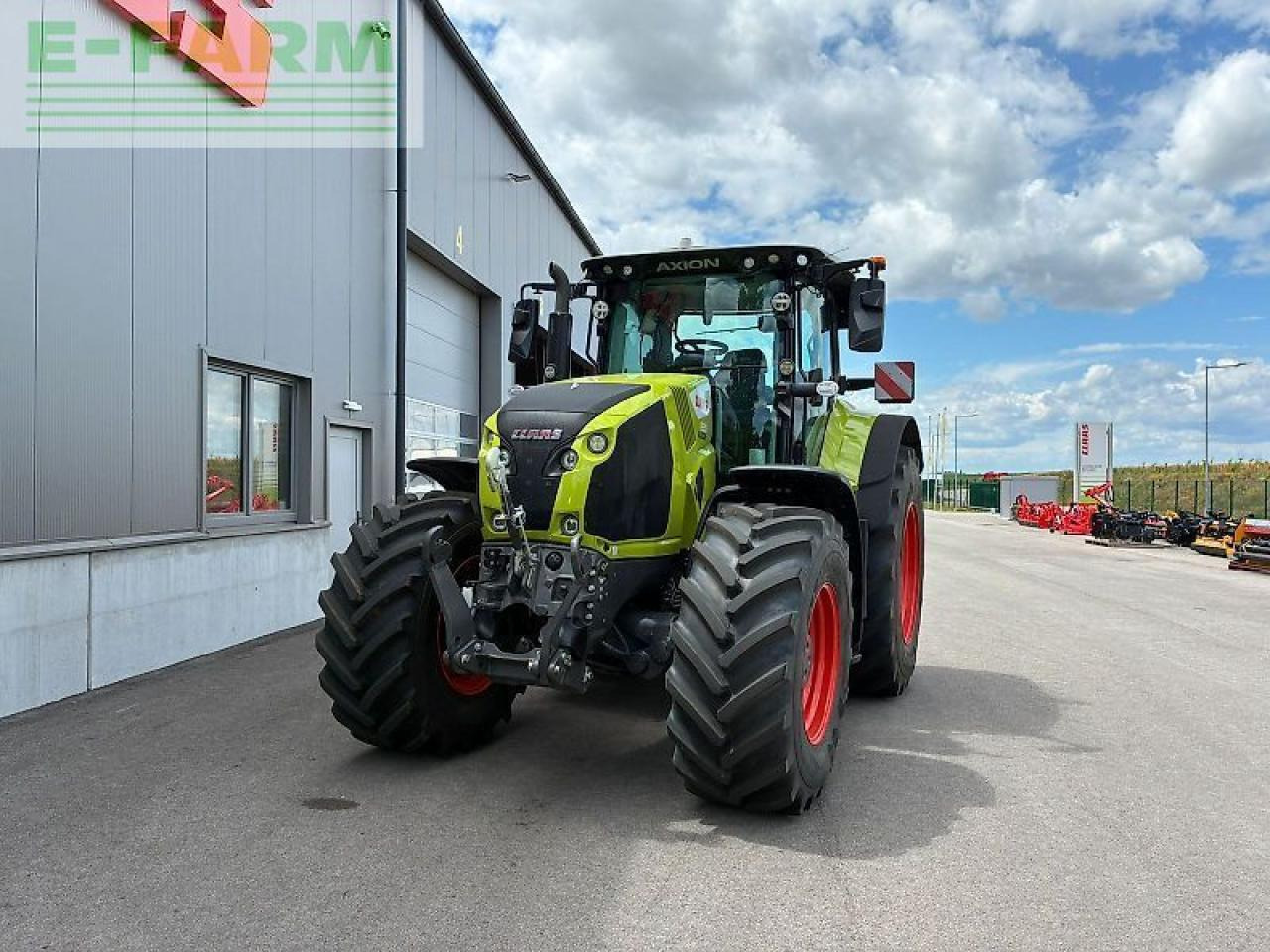CLAAS axion 830 cmatic cebis CMATIC CEBIS - Tracteur agricole: photos 3 CLAAS axion 830 cmatic cebis CMATIC CEBIS - Tracteur agricole: photos 3