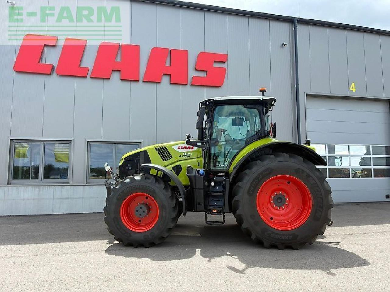 CLAAS axion 830 cmatic cebis CMATIC CEBIS - Tracteur agricole: photos 1 CLAAS axion 830 cmatic cebis CMATIC CEBIS - Tracteur agricole: photos 1