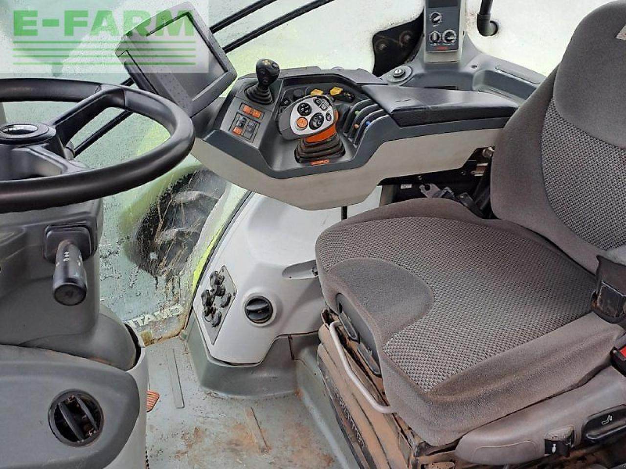 CLAAS axion 830 cmatic lu-paket CMATIC - Tracteur agricole: photos 5 CLAAS axion 830 cmatic lu-paket CMATIC - Tracteur agricole: photos 5