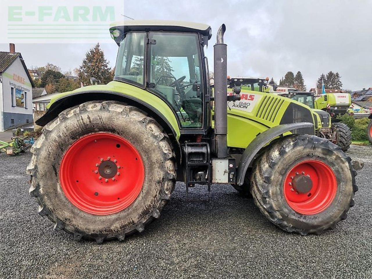 CLAAS axion 840 hexashift HEXASHIFT - Tracteur agricole: photos 1 CLAAS axion 840 hexashift HEXASHIFT - Tracteur agricole: photos 1