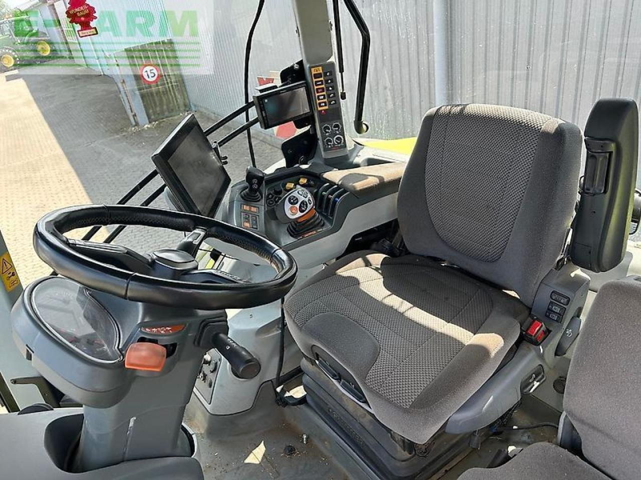 Tracteur agricole CLAAS axion 870: photos 14 Tracteur agricole CLAAS axion 870: photos 14