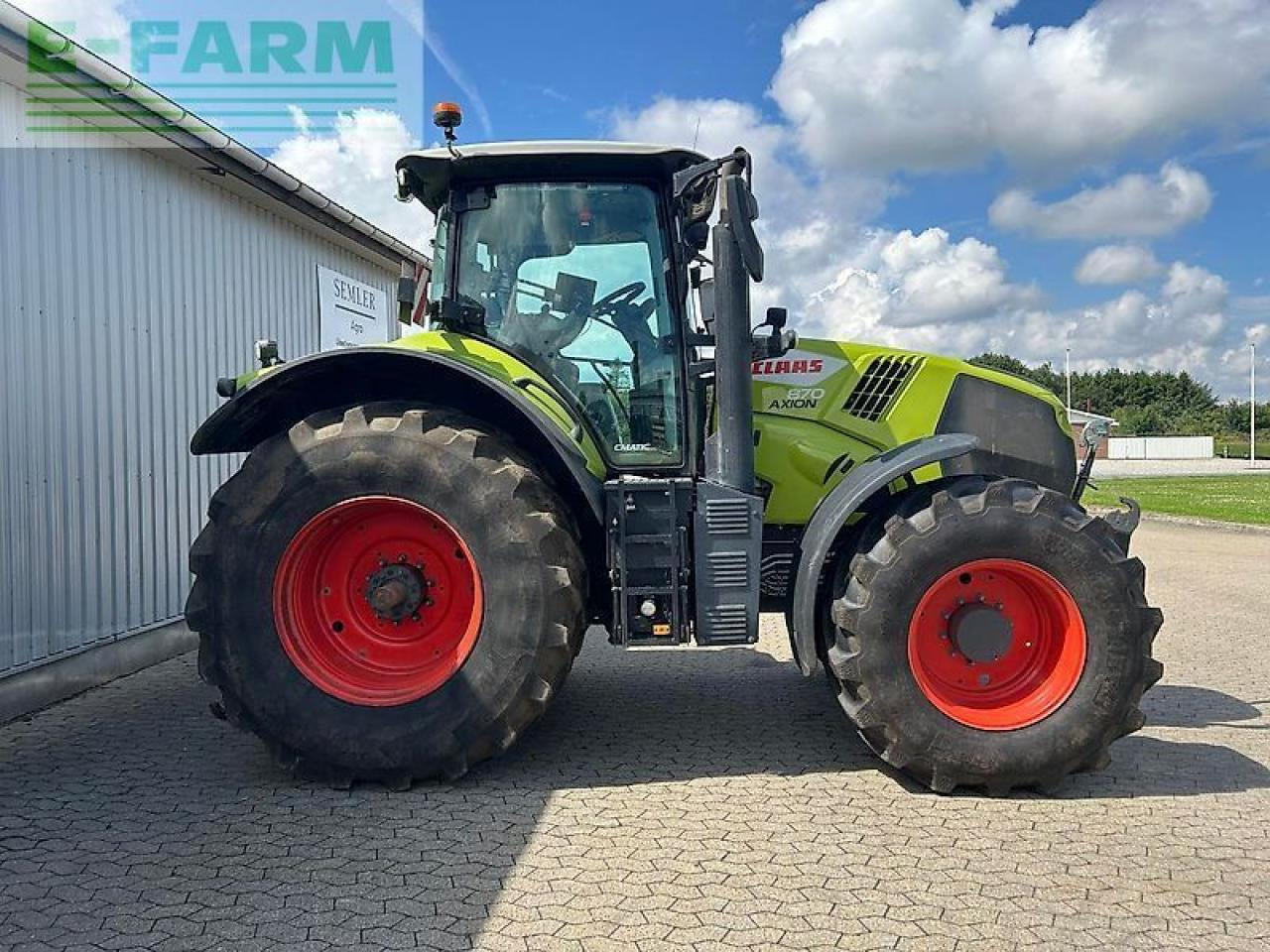 Tracteur agricole CLAAS axion 870: photos 8 Tracteur agricole CLAAS axion 870: photos 8