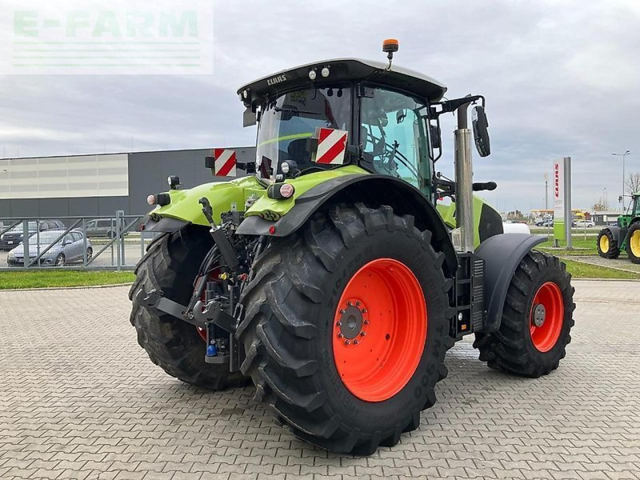 CLAAS axion 870 - Tracteur agricole: photos 3 CLAAS axion 870 - Tracteur agricole: photos 3