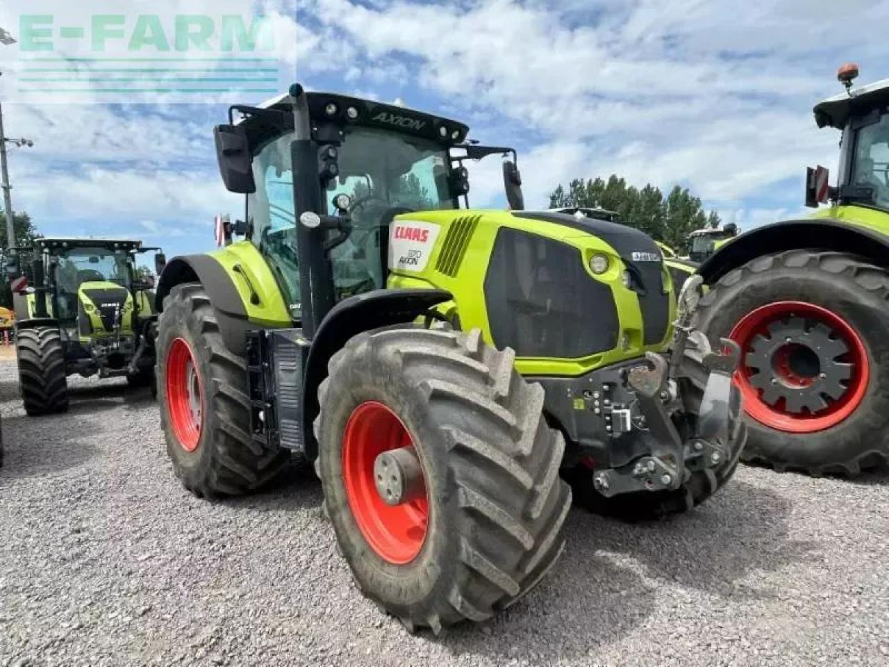 CLAAS axion 870 - Tracteur agricole: photos 2 CLAAS axion 870 - Tracteur agricole: photos 2