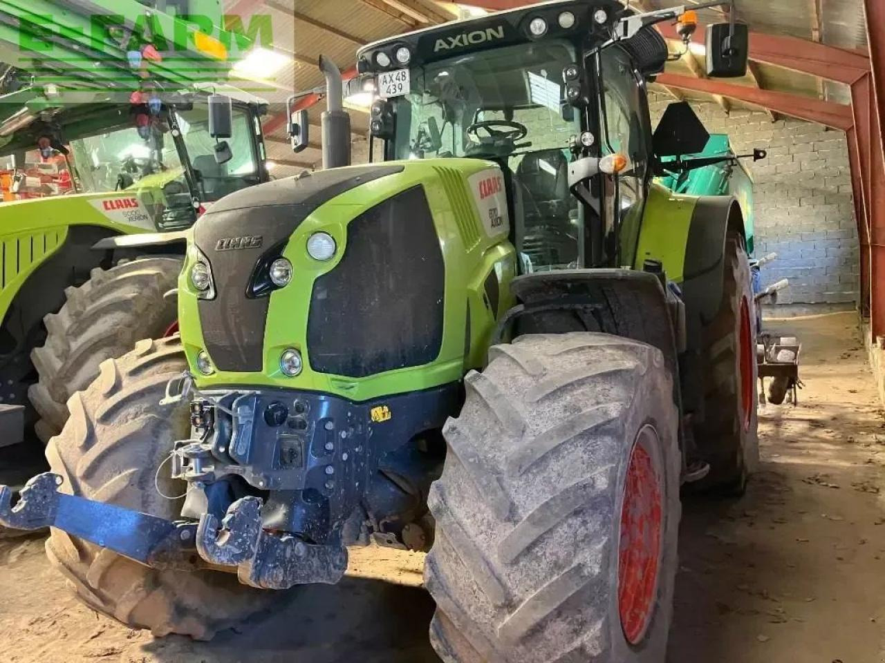 CLAAS axion 870 cmatic CMATIC - Tracteur agricole: photos 2 CLAAS axion 870 cmatic CMATIC - Tracteur agricole: photos 2