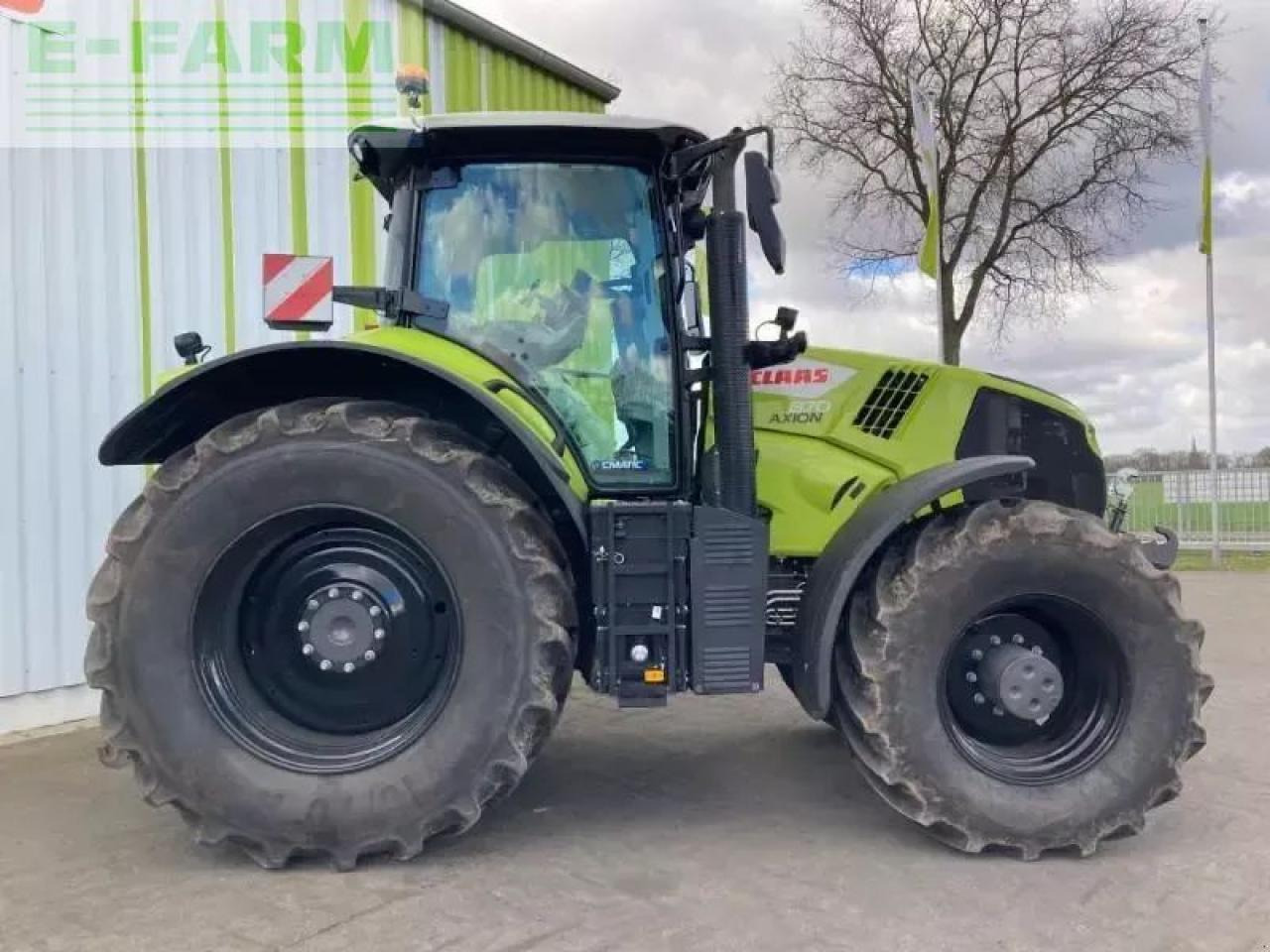 CLAAS axion 870 cmatic cebis CMATIC CEBIS - Tracteur agricole: photos 4 CLAAS axion 870 cmatic cebis CMATIC CEBIS - Tracteur agricole: photos 4