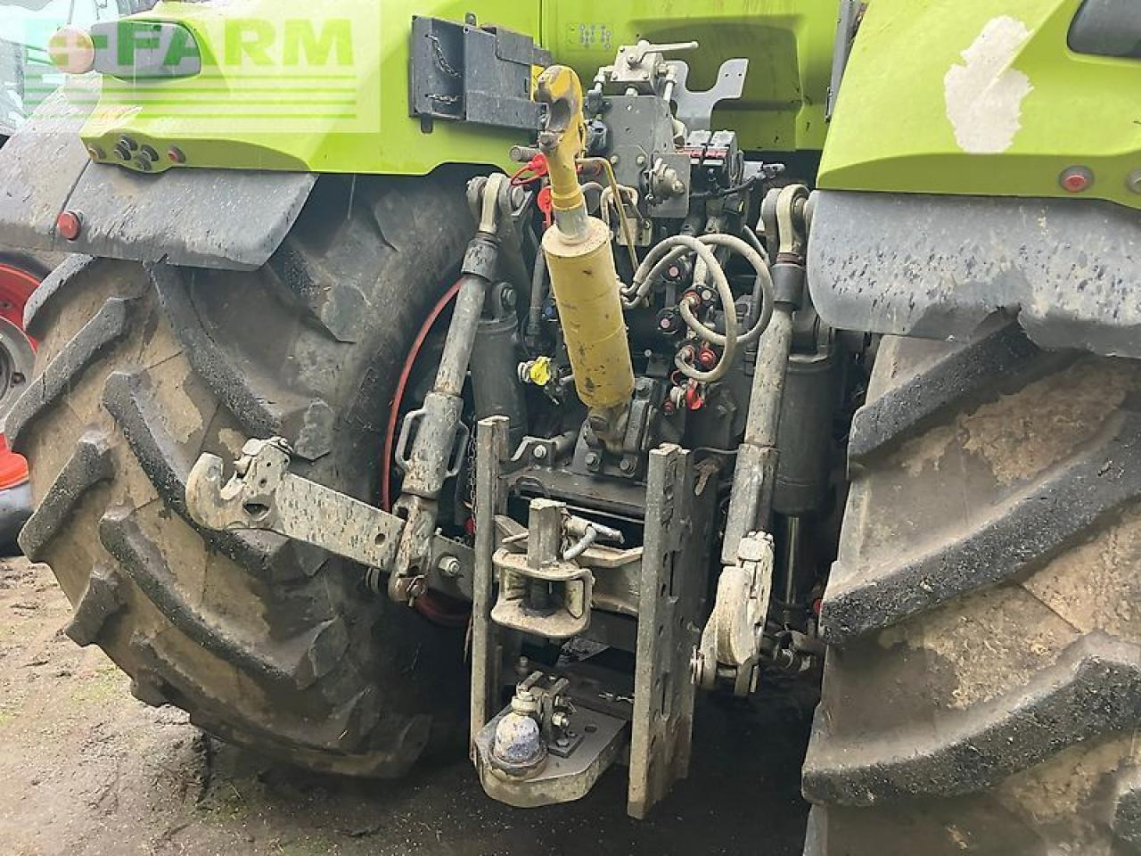CLAAS axion 920 - Tracteur agricole: photos 4 CLAAS axion 920 - Tracteur agricole: photos 4
