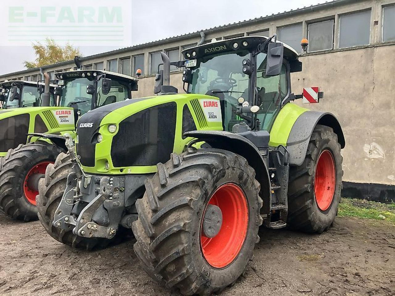 CLAAS axion 920 - Tracteur agricole: photos 1 CLAAS axion 920 - Tracteur agricole: photos 1
