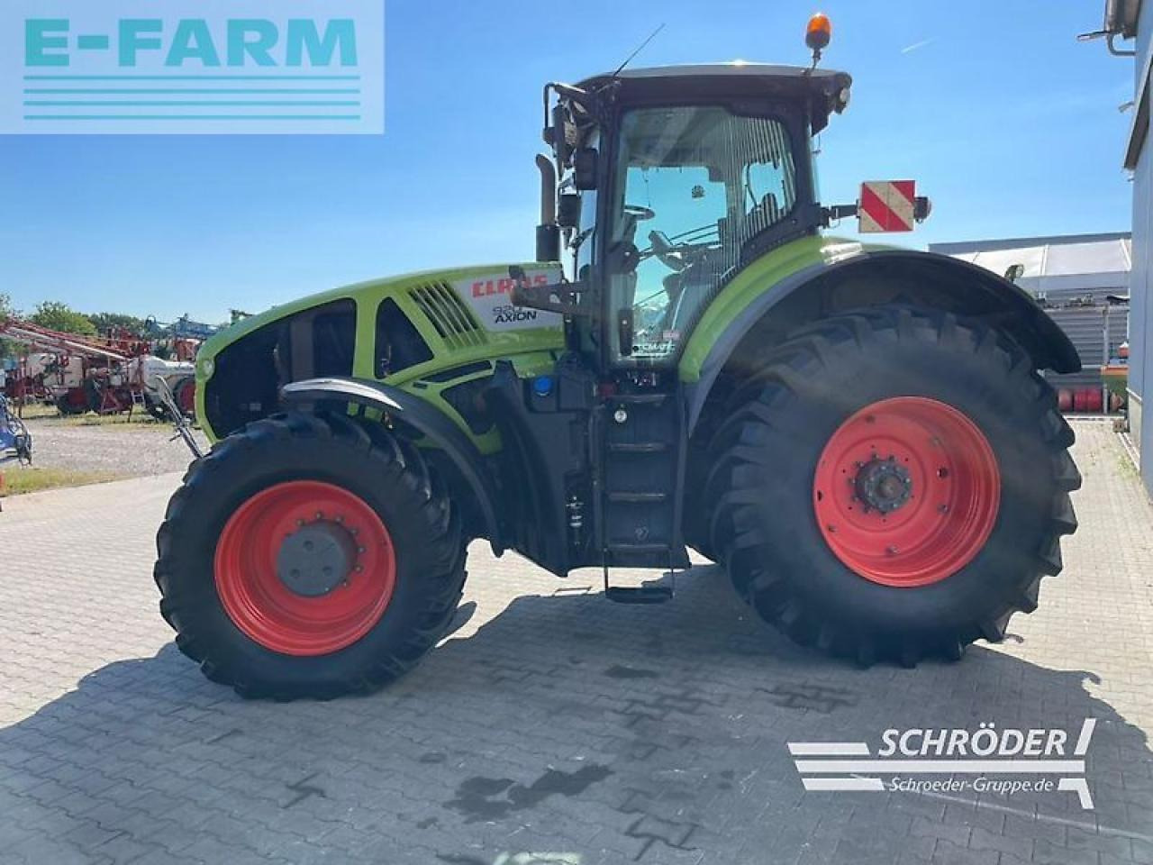 CLAAS axion 920 cmatic - Tracteur agricole: photos 4 CLAAS axion 920 cmatic - Tracteur agricole: photos 4