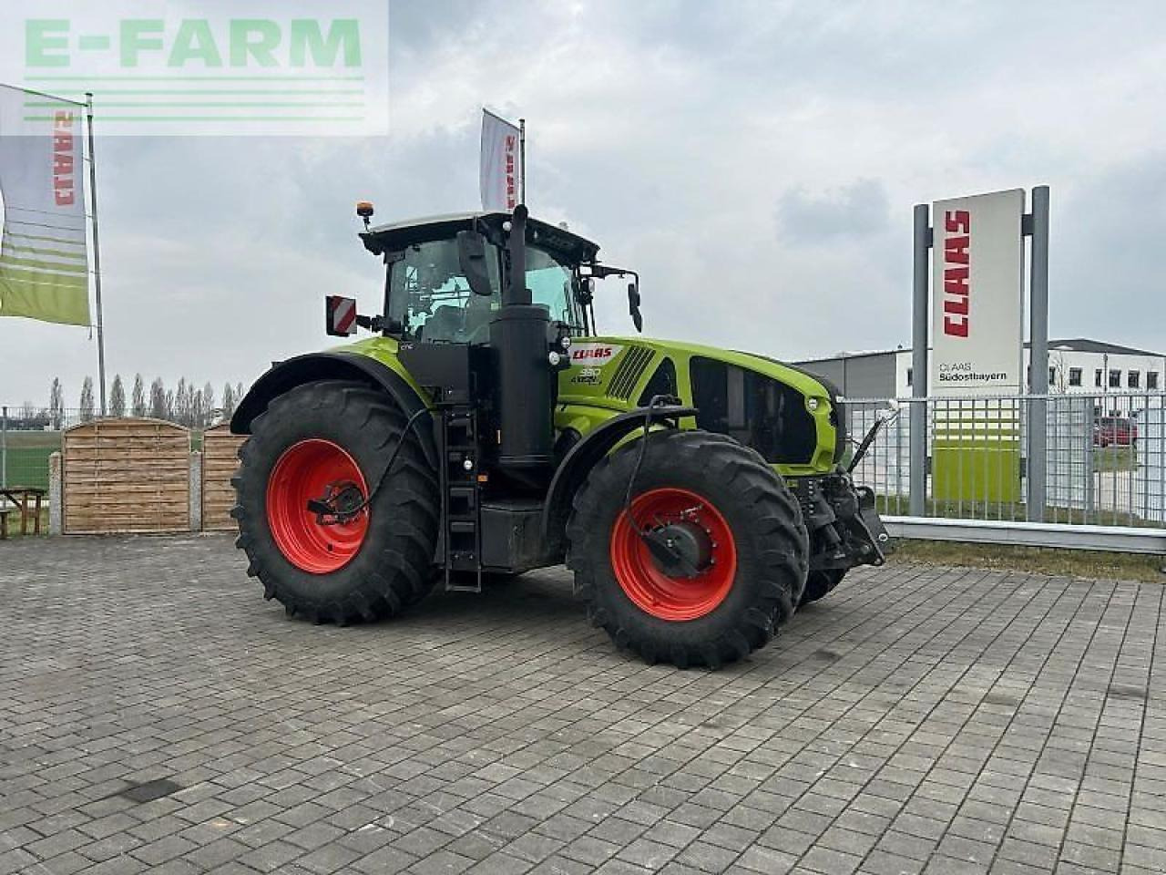 CLAAS axion 930 cmatic cebis CMATIC CEBIS - Tracteur agricole: photos 1 CLAAS axion 930 cmatic cebis CMATIC CEBIS - Tracteur agricole: photos 1