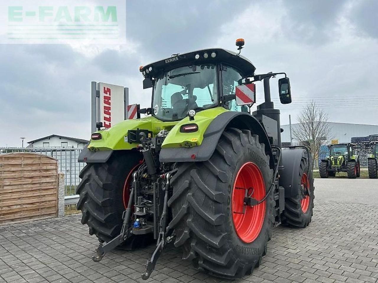 CLAAS axion 930 cmatic cebis CMATIC CEBIS - Tracteur agricole: photos 5 CLAAS axion 930 cmatic cebis CMATIC CEBIS - Tracteur agricole: photos 5
