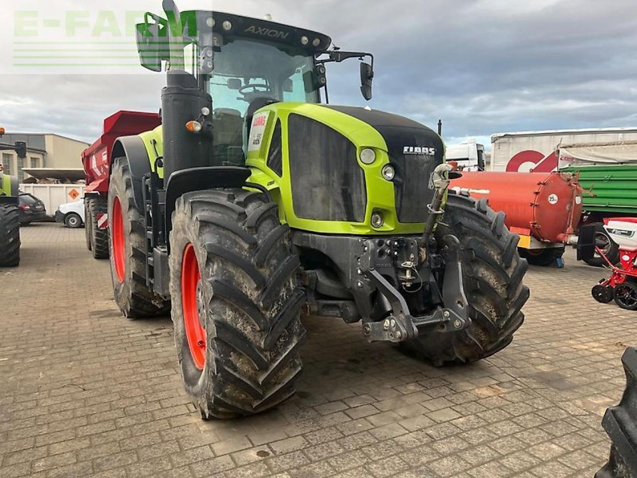 CLAAS axion 930 cmatic cis+ CMATIC CIS+ - Tracteur agricole: photos 2 CLAAS axion 930 cmatic cis+ CMATIC CIS+ - Tracteur agricole: photos 2