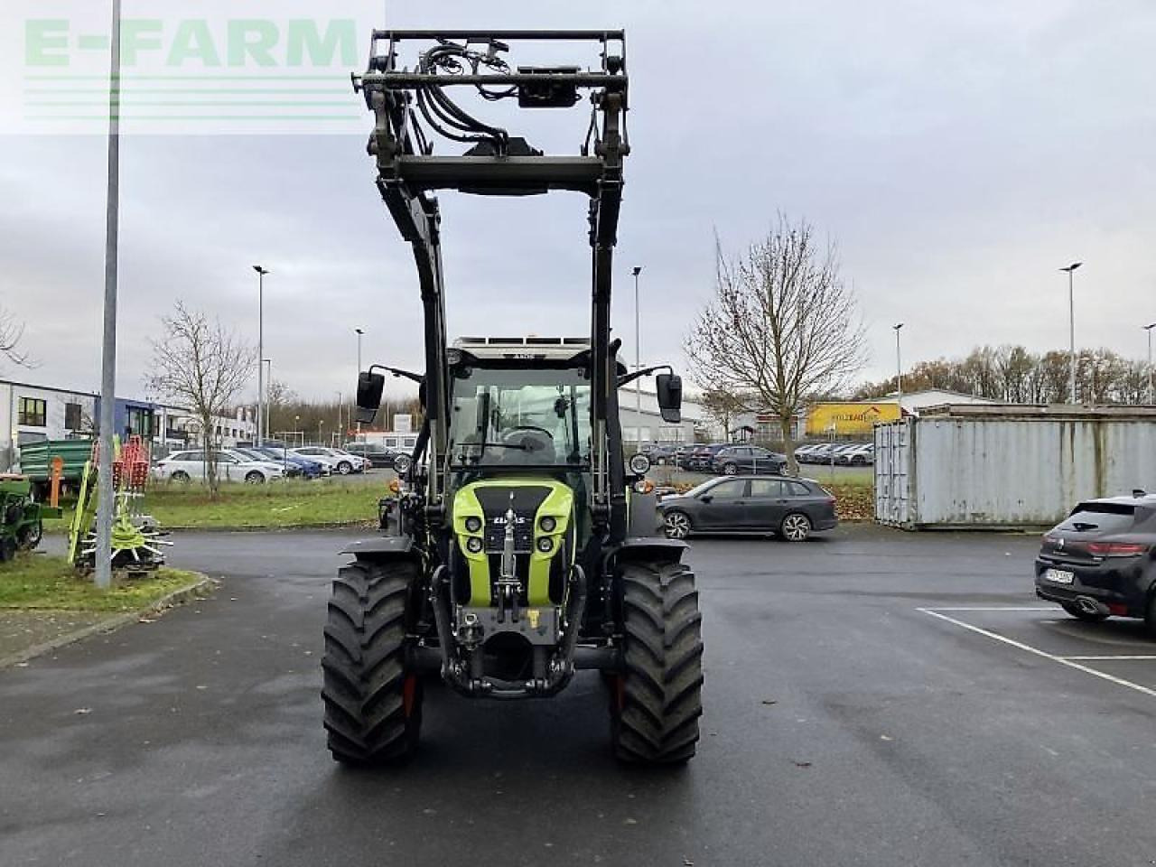 CLAAS axos 240 advanced mit fl u506 - Tracteur agricole: photos 4 CLAAS axos 240 advanced mit fl u506 - Tracteur agricole: photos 4