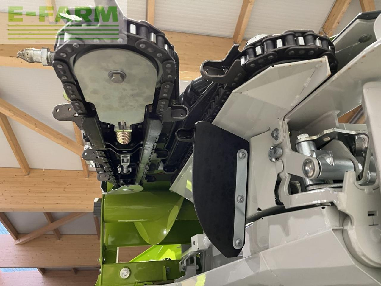 CLAAS corio 670 fc conspeed - 6 reihen - Accessoire aux ensileuses: photos 5 CLAAS corio 670 fc conspeed - 6 reihen - Accessoire aux ensileuses: photos 5