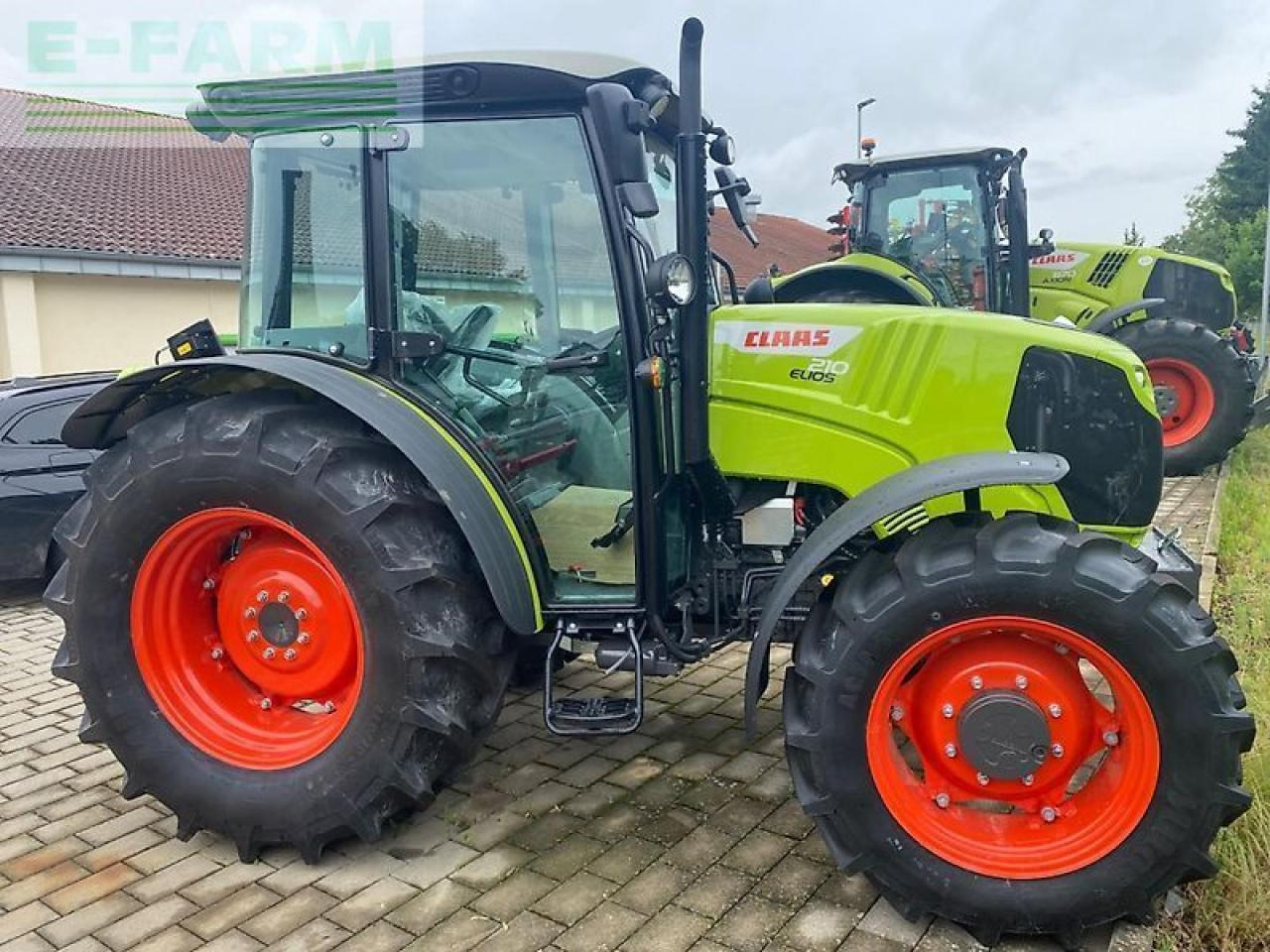 CLAAS elios 210 kabine advanced - Tracteur agricole: photos 3 CLAAS elios 210 kabine advanced - Tracteur agricole: photos 3