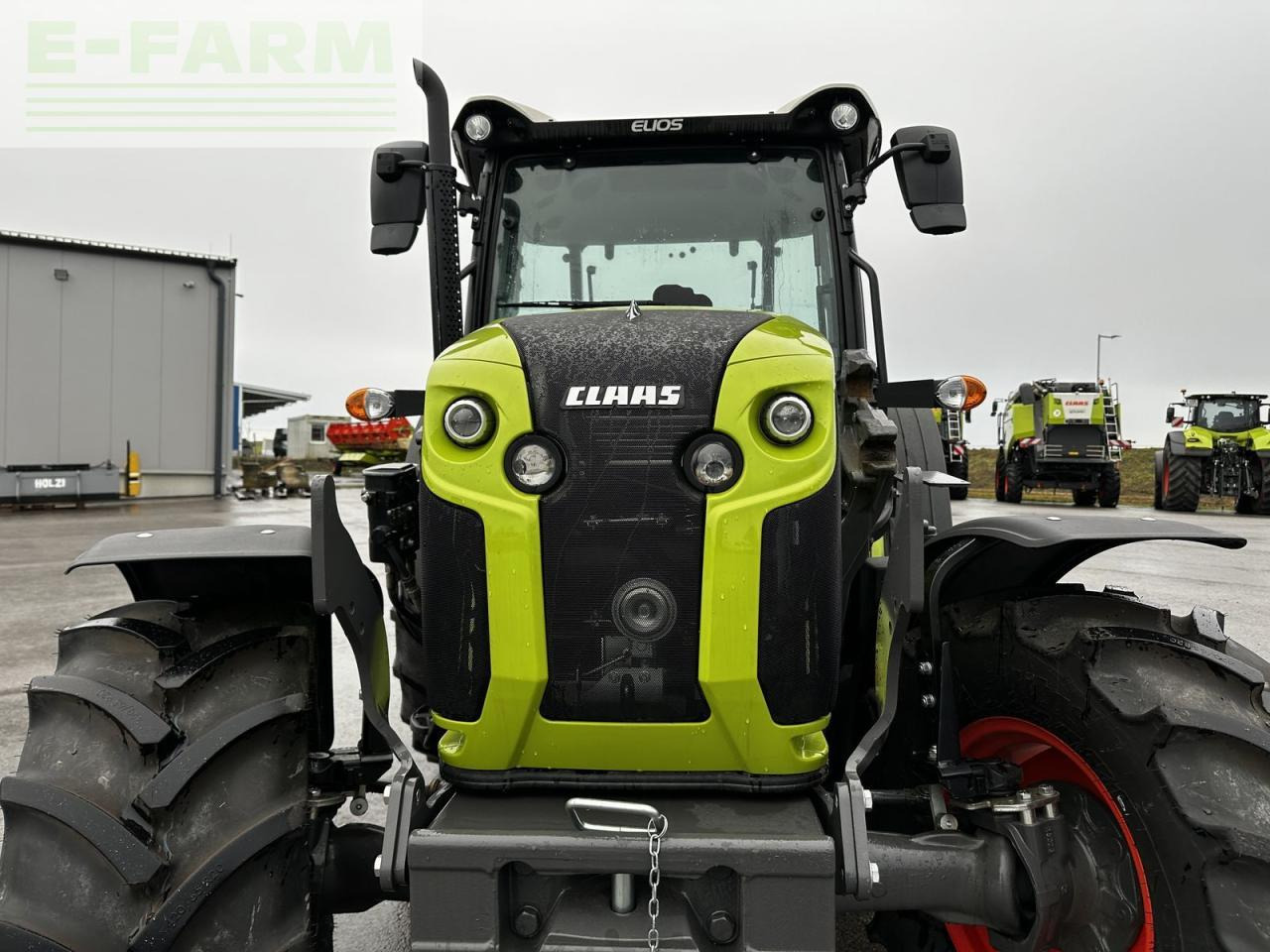 CLAAS elios 210 (kabine mit glasdach) - Tracteur agricole: photos 3 CLAAS elios 210 (kabine mit glasdach) - Tracteur agricole: photos 3