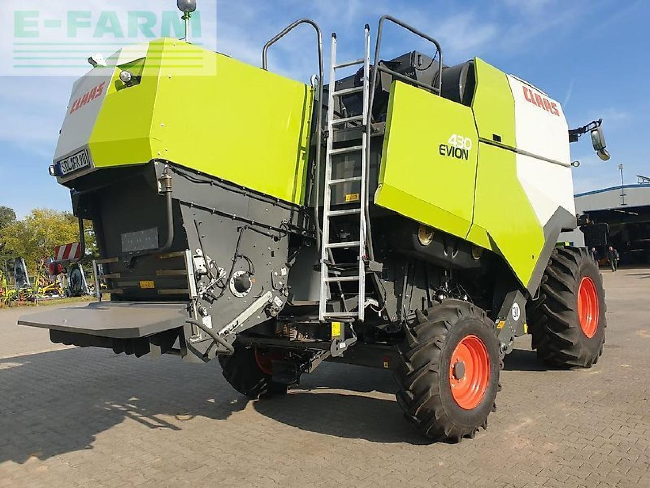 CLAAS evion 430 classic + vario 620 - Moissonneuse-batteuse: photos 3 CLAAS evion 430 classic + vario 620 - Moissonneuse-batteuse: photos 3