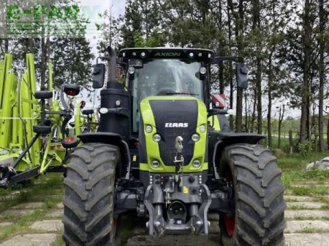 CLAAS gebr. axion 920 cmatic - Tracteur agricole: photos 2 CLAAS gebr. axion 920 cmatic - Tracteur agricole: photos 2