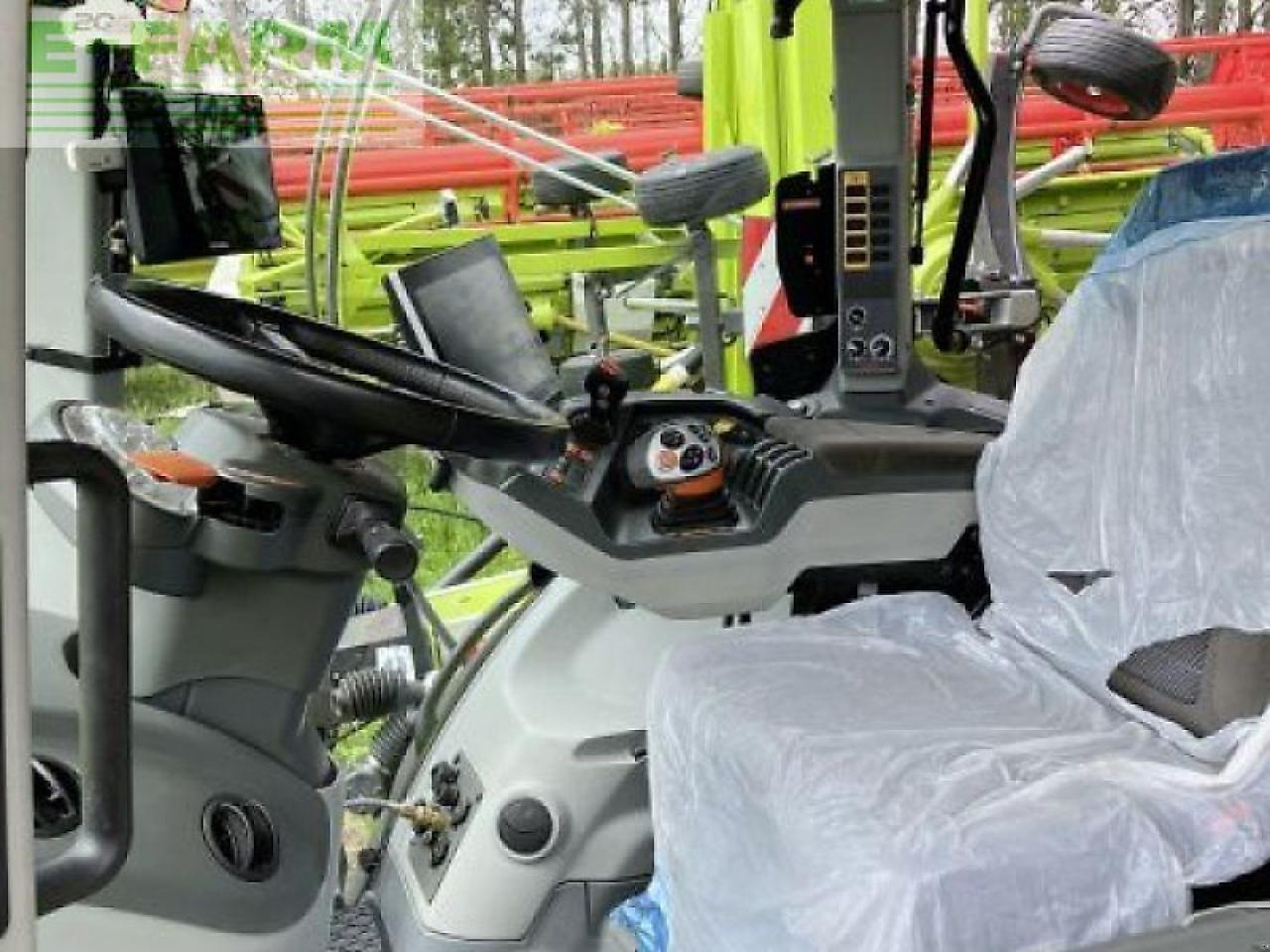 CLAAS gebr. axion 920 cmatic - Tracteur agricole: photos 5 CLAAS gebr. axion 920 cmatic - Tracteur agricole: photos 5