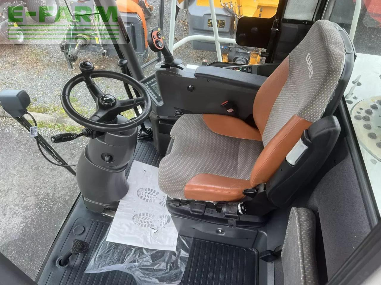 Ensileuse CLAAS jaguar 830: photos 9