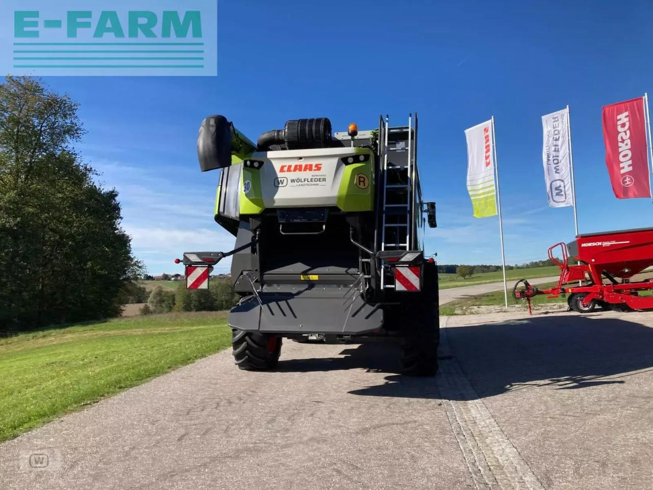 Moissonneuse-batteuse CLAAS lexion 5400: photos 7 Moissonneuse-batteuse CLAAS lexion 5400: photos 7