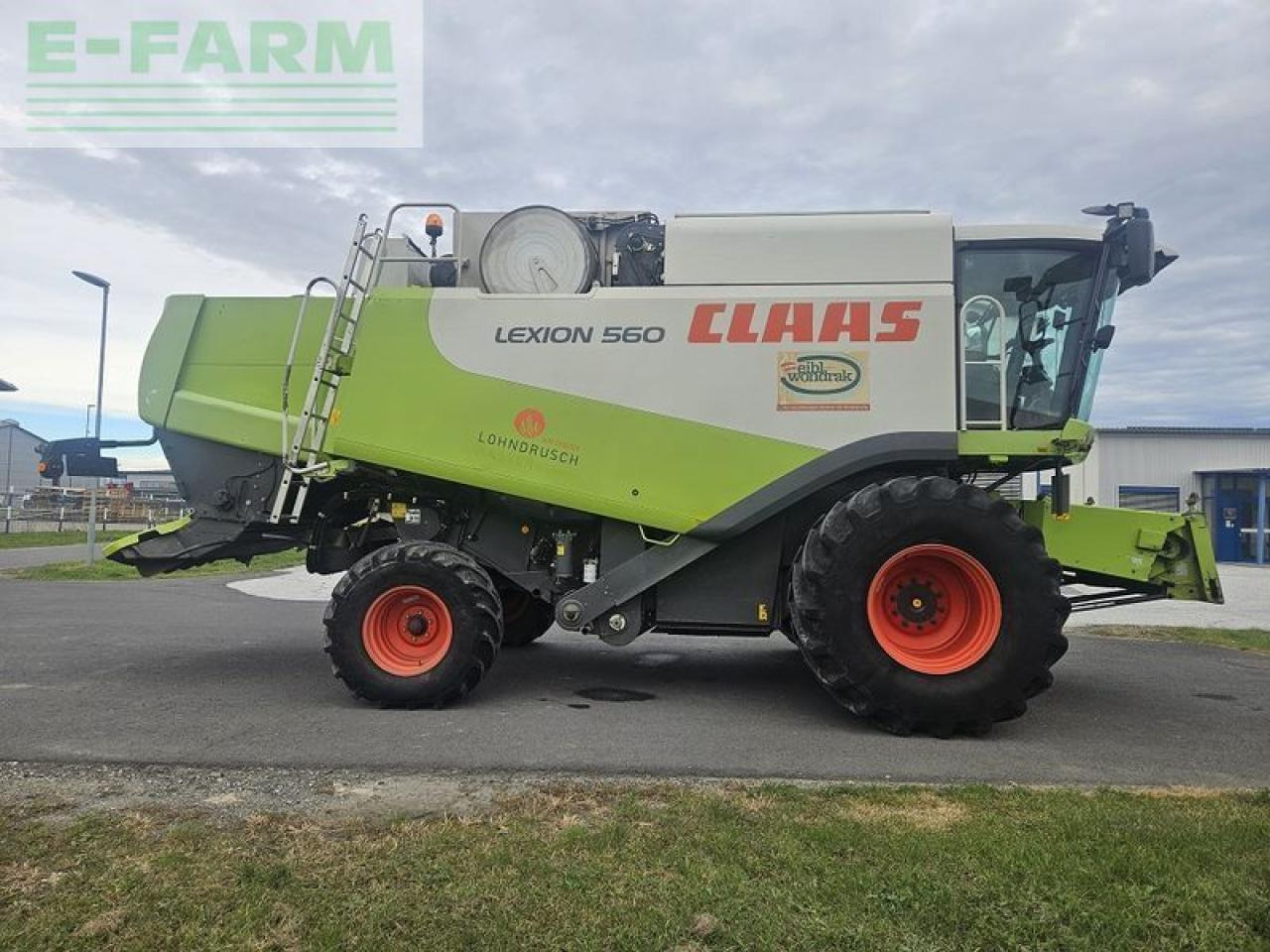 CLAAS lexion 560 - Moissonneuse-batteuse: photos 4 CLAAS lexion 560 - Moissonneuse-batteuse: photos 4