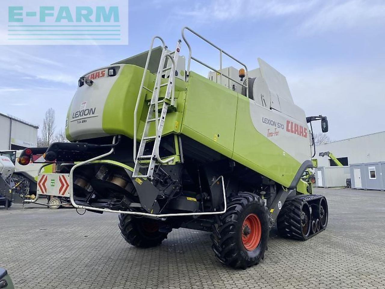 CLAAS lexion 570 tt mit v900+tw - Moissonneuse-batteuse: photos 2 CLAAS lexion 570 tt mit v900+tw - Moissonneuse-batteuse: photos 2