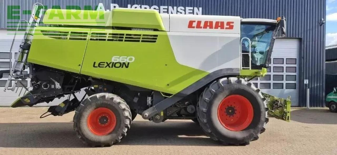 CLAAS lexion 660 - Moissonneuse-batteuse: photos 1 CLAAS lexion 660 - Moissonneuse-batteuse: photos 1