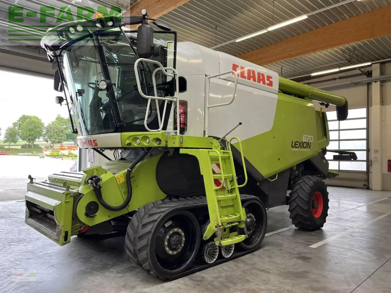 CLAAS lexion 670 tt - Moissonneuse-batteuse: photos 1 CLAAS lexion 670 tt - Moissonneuse-batteuse: photos 1