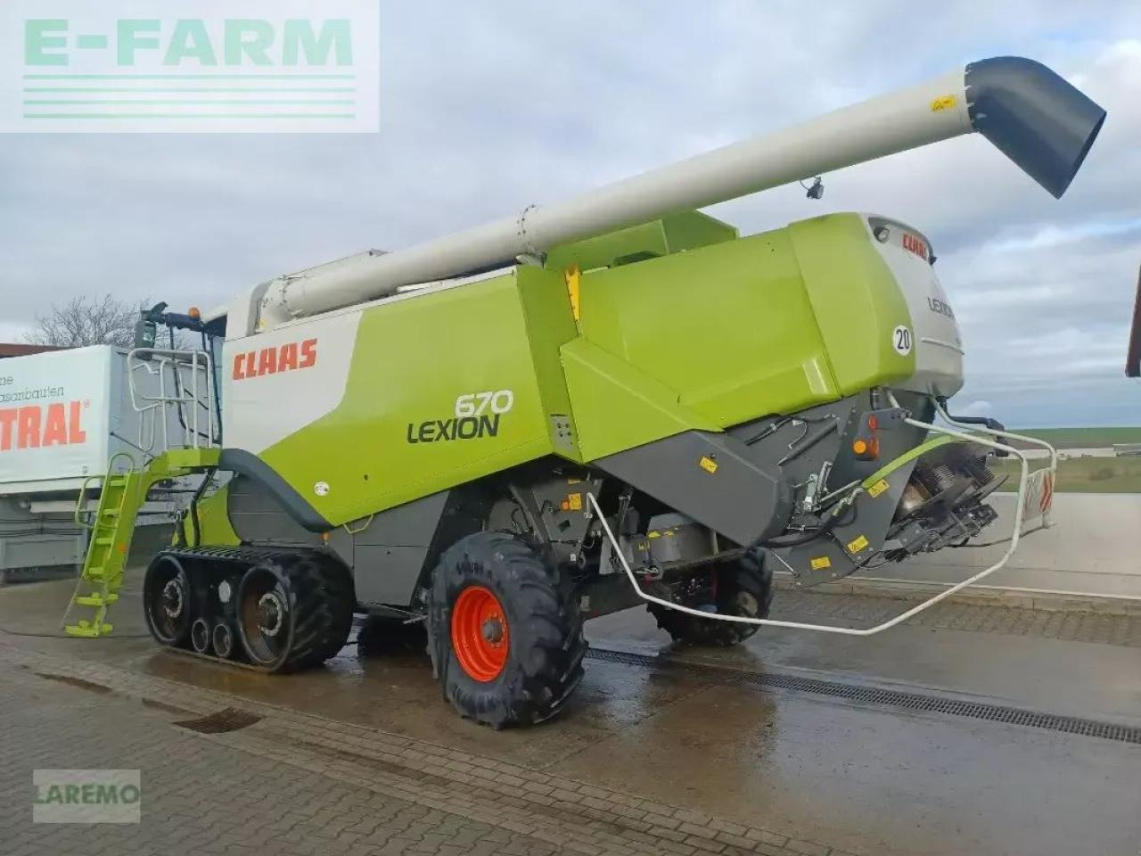 CLAAS lexion 670 tt terratrac v 900 - Moissonneuse-batteuse: photos 2 CLAAS lexion 670 tt terratrac v 900 - Moissonneuse-batteuse: photos 2