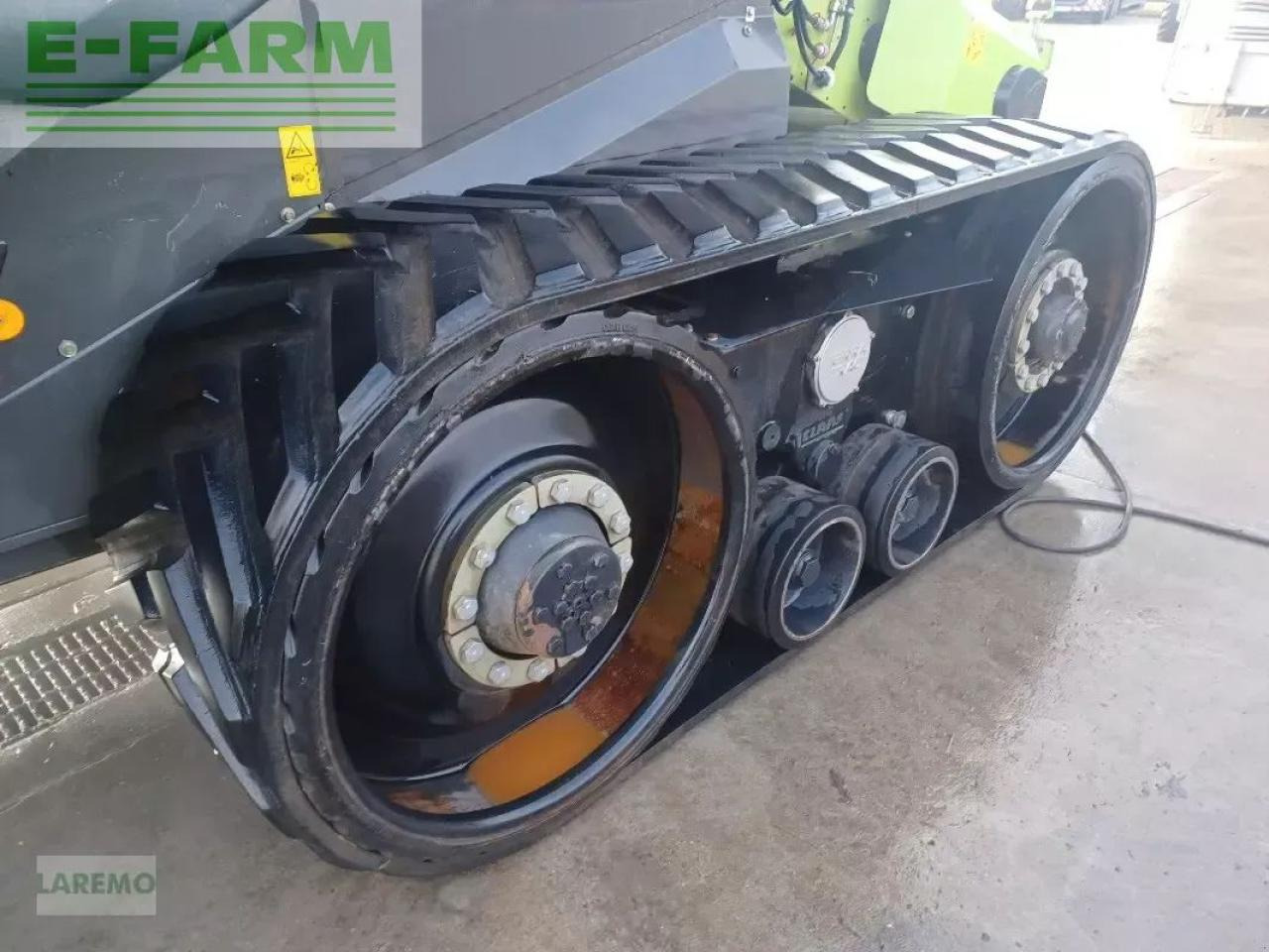 CLAAS lexion 670 tt terratrac v 900 - Moissonneuse-batteuse: photos 5 CLAAS lexion 670 tt terratrac v 900 - Moissonneuse-batteuse: photos 5