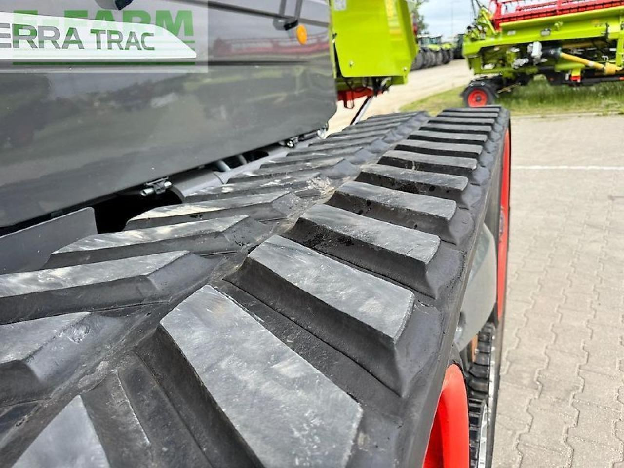 CLAAS lexion 8700 tt - Moissonneuse-batteuse: photos 2 CLAAS lexion 8700 tt - Moissonneuse-batteuse: photos 2