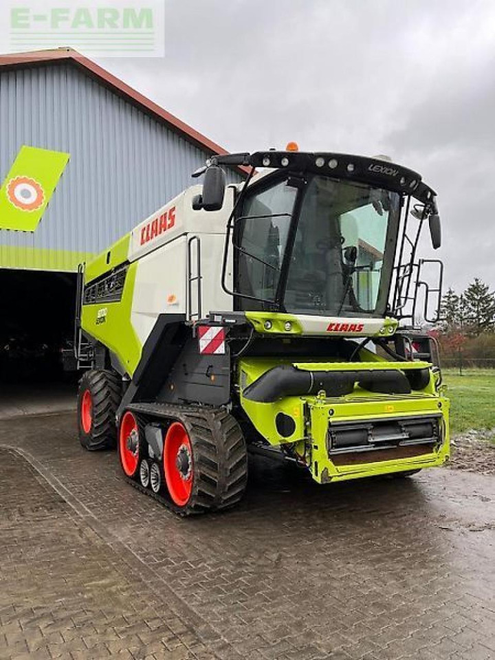 CLAAS lexion 8700 tt - Moissonneuse-batteuse: photos 3 CLAAS lexion 8700 tt - Moissonneuse-batteuse: photos 3