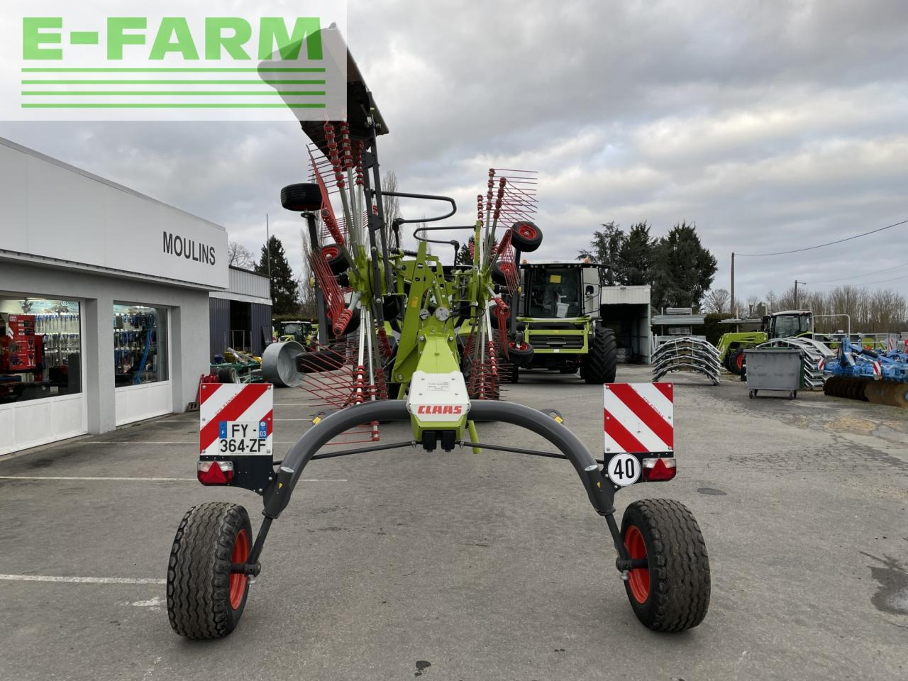 CLAAS liner 1600 - Faneuse: photos 5 CLAAS liner 1600 - Faneuse: photos 5