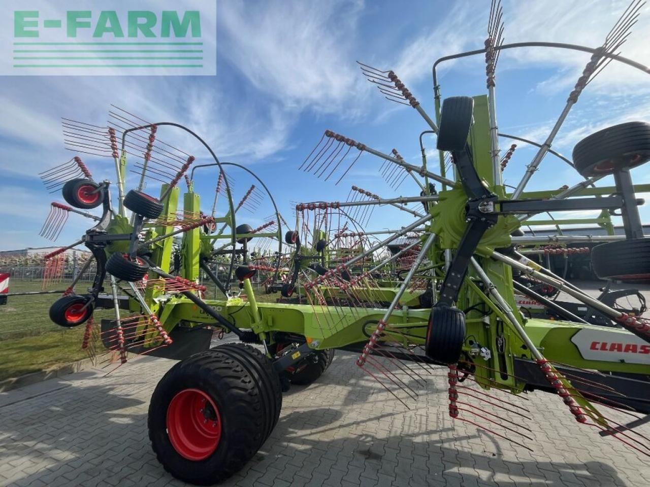 CLAAS liner 4800 business pro - Faneuse: photos 5 CLAAS liner 4800 business pro - Faneuse: photos 5