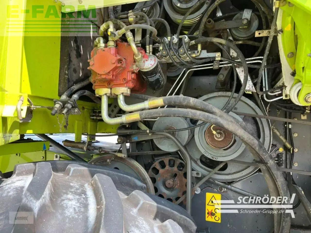 Moissonneuse-batteuse CLAAS medion 310: photos 29