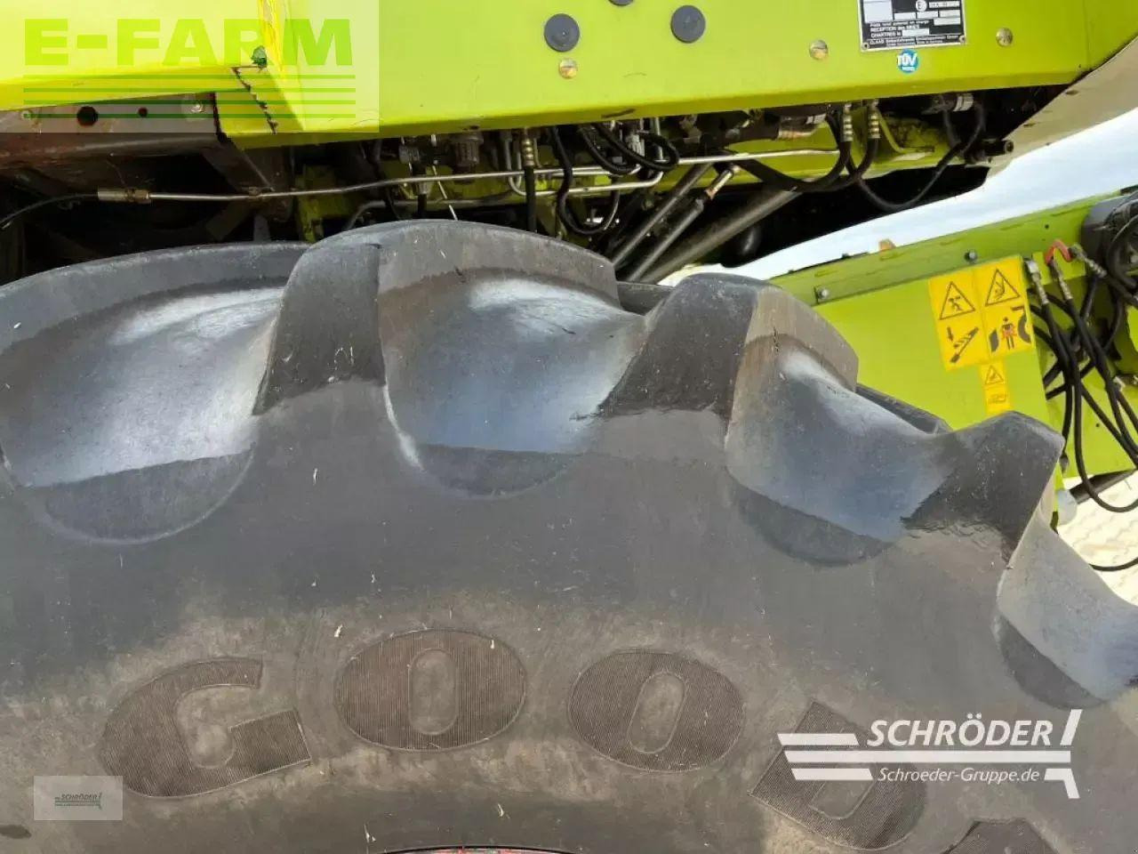 Moissonneuse-batteuse CLAAS medion 310: photos 10