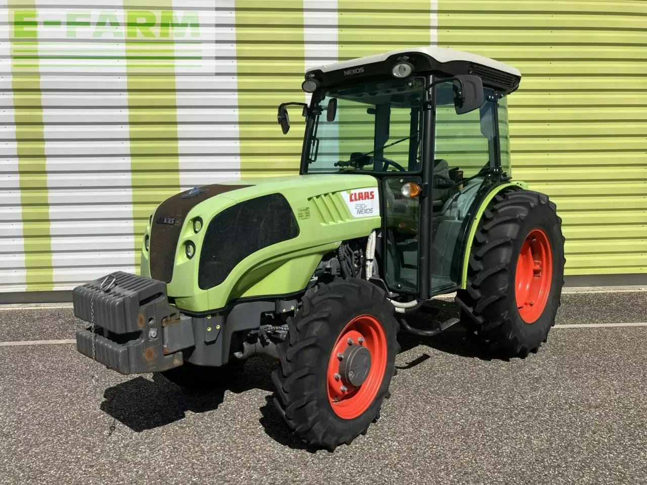 CLAAS nexos 230 f F - Tracteur agricole: photos 1 CLAAS nexos 230 f F - Tracteur agricole: photos 1