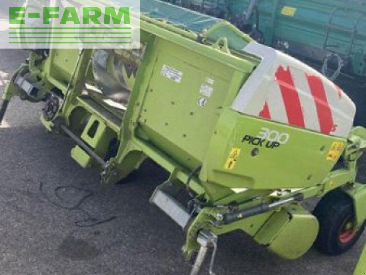 CLAAS pick up 300 - Accessoire aux ensileuses: photos 4 CLAAS pick up 300 - Accessoire aux ensileuses: photos 4