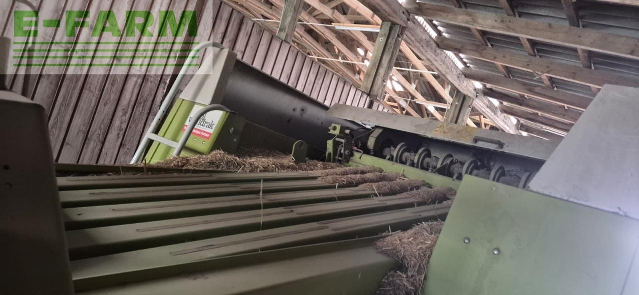 CLAAS quadrant 2200 rc - Presse à balles cubiques: photos 2 CLAAS quadrant 2200 rc - Presse à balles cubiques: photos 2