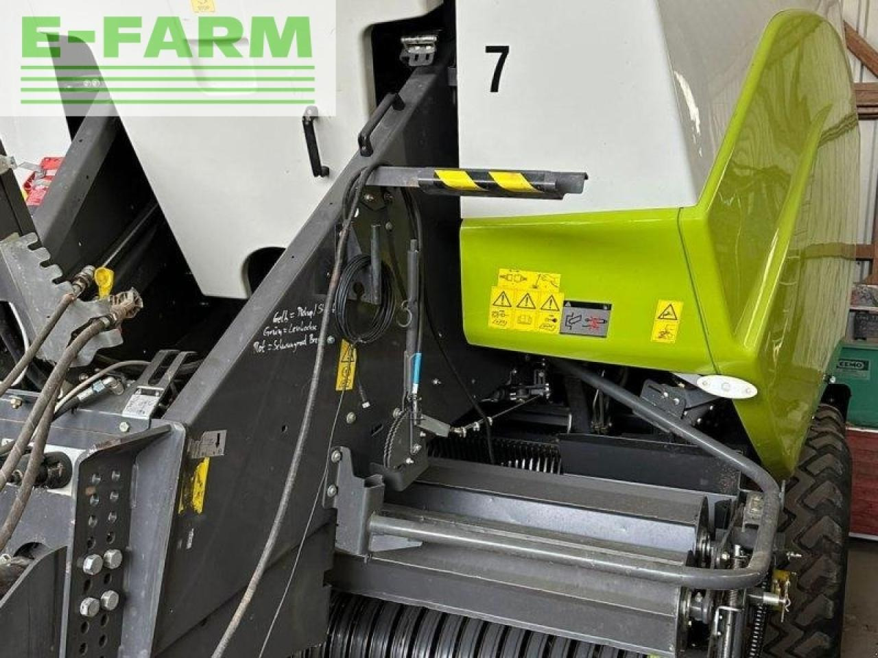 CLAAS quadrant 5200 fc mit waage - Presse à balles cubiques: photos 3 CLAAS quadrant 5200 fc mit waage - Presse à balles cubiques: photos 3