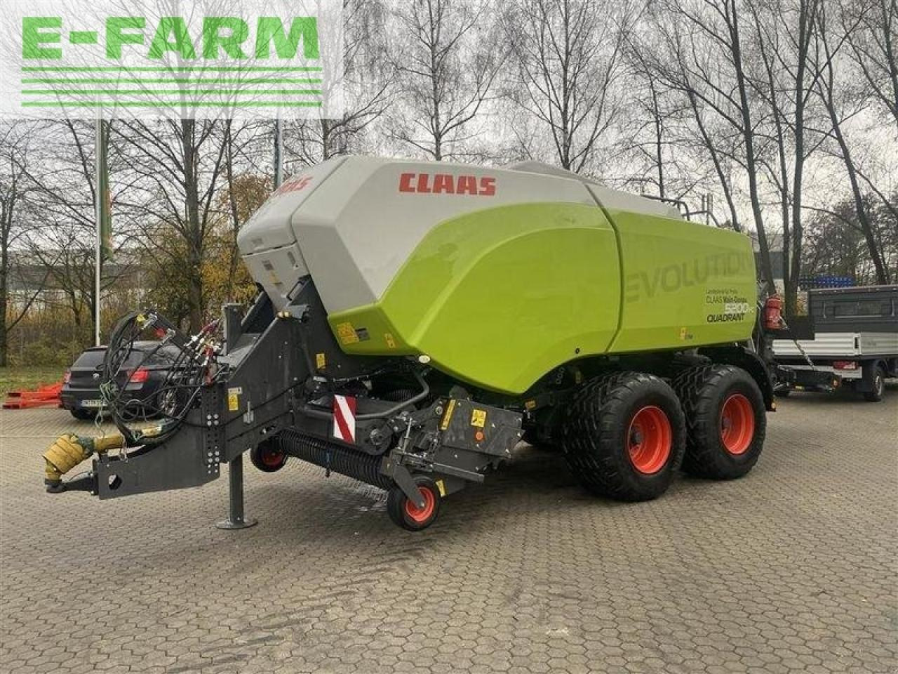 CLAAS quadrant 5200 fc tandem evo - Presse à balles cubiques: photos 2 CLAAS quadrant 5200 fc tandem evo - Presse à balles cubiques: photos 2
