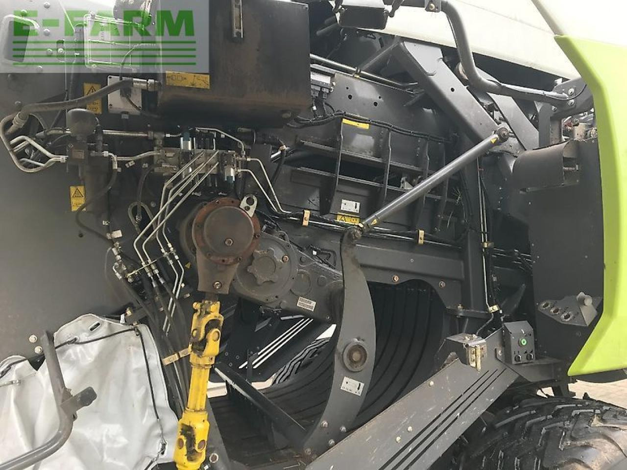 CLAAS quadrant 5300 fc - Presse à balles cubiques: photos 5 CLAAS quadrant 5300 fc - Presse à balles cubiques: photos 5