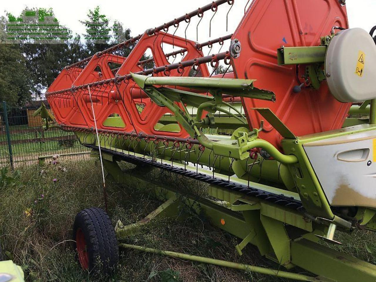 CLAAS schneidwerk c430 - Accessoire aux ensileuses: photos 2 CLAAS schneidwerk c430 - Accessoire aux ensileuses: photos 2