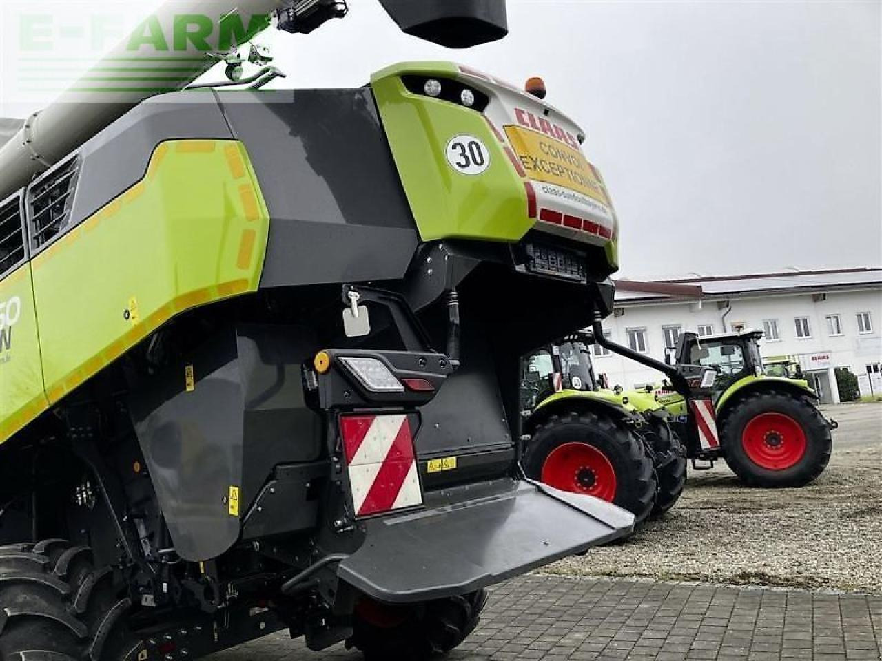 CLAAS trion 750 terra trac tt - Moissonneuse-batteuse: photos 5 CLAAS trion 750 terra trac tt - Moissonneuse-batteuse: photos 5
