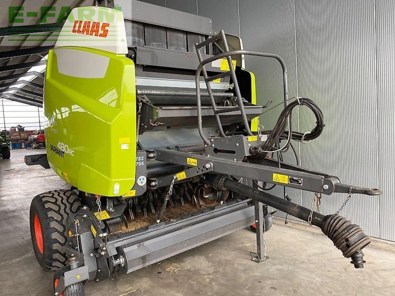 CLAAS variant 480 rc pro - Presse à balles cubiques: photos 3 CLAAS variant 480 rc pro - Presse à balles cubiques: photos 3