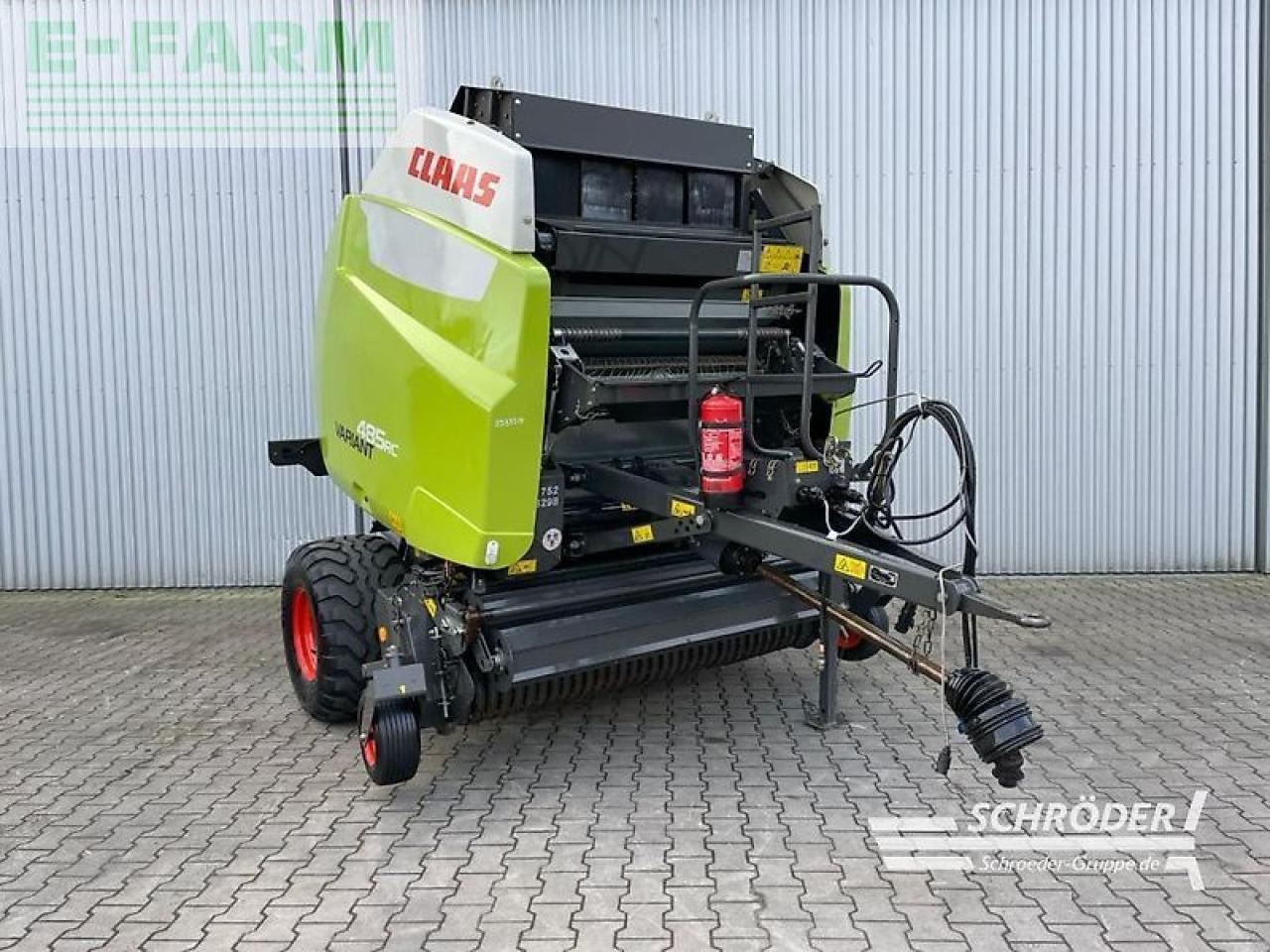CLAAS variant 485 rc - Presse à balles cubiques: photos 1 CLAAS variant 485 rc - Presse à balles cubiques: photos 1