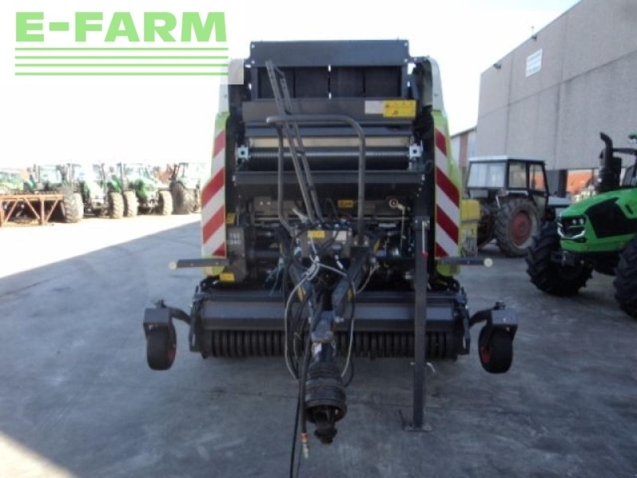 CLAAS variant 485 rc - Presse à balles cubiques: photos 3 CLAAS variant 485 rc - Presse à balles cubiques: photos 3