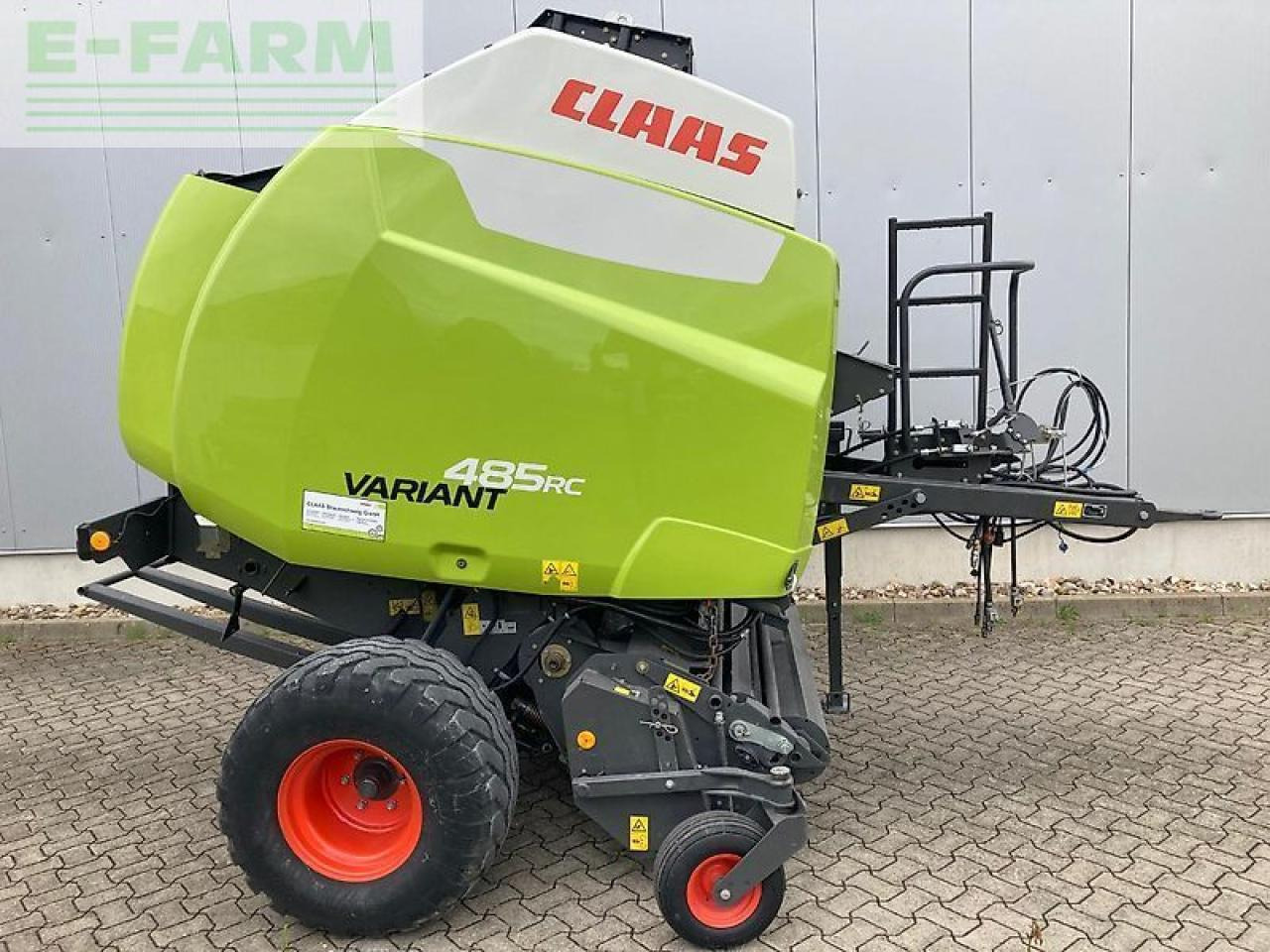 CLAAS variant 485 rc pro - Presse à balles cubiques: photos 1 CLAAS variant 485 rc pro - Presse à balles cubiques: photos 1